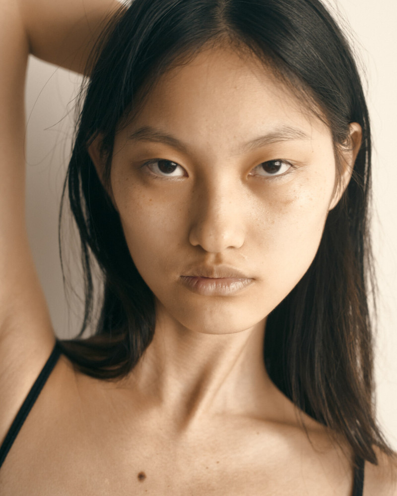 Photo of model Rebecca Xu - ID 728569