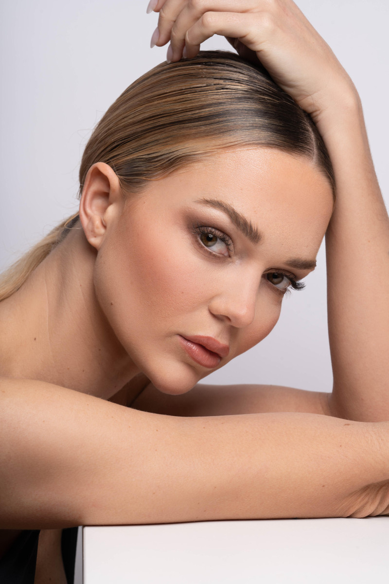 Photo of model Anouchka Lou - ID 728674