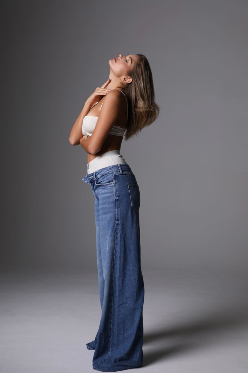 Photo of model Seyla Brigitte Zanon - ID 728832