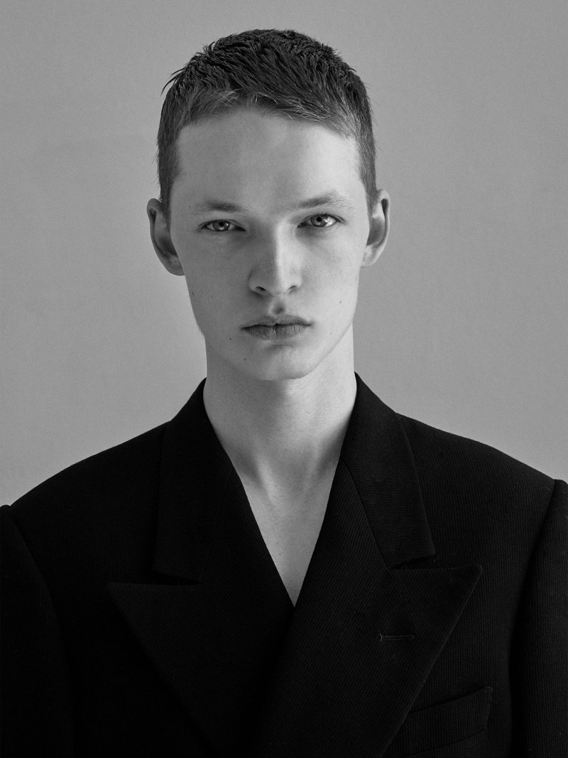 Photo of model David Kenvesh - ID 729429
