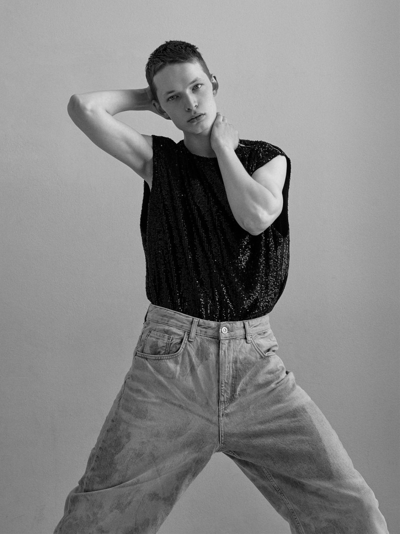 Photo of model David Kenvesh - ID 729430
