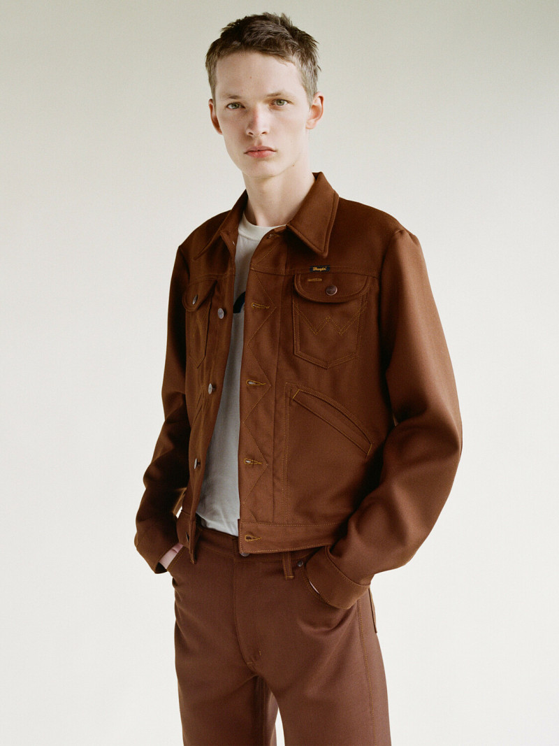 Photo of model David Kenvesh - ID 729435