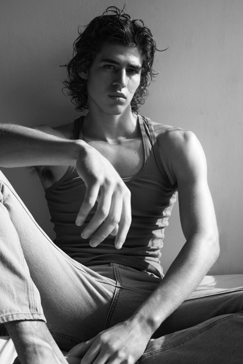 Photo of model Christopher Gonzales - ID 730152