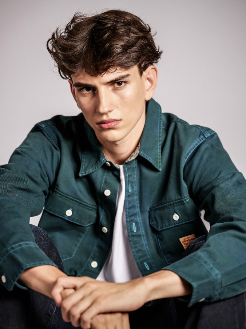 Photo of model Julian Silvester - ID 730209
