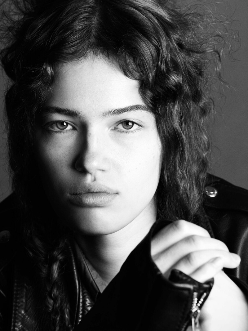 Photo of model Nora van der Tuin - ID 730262