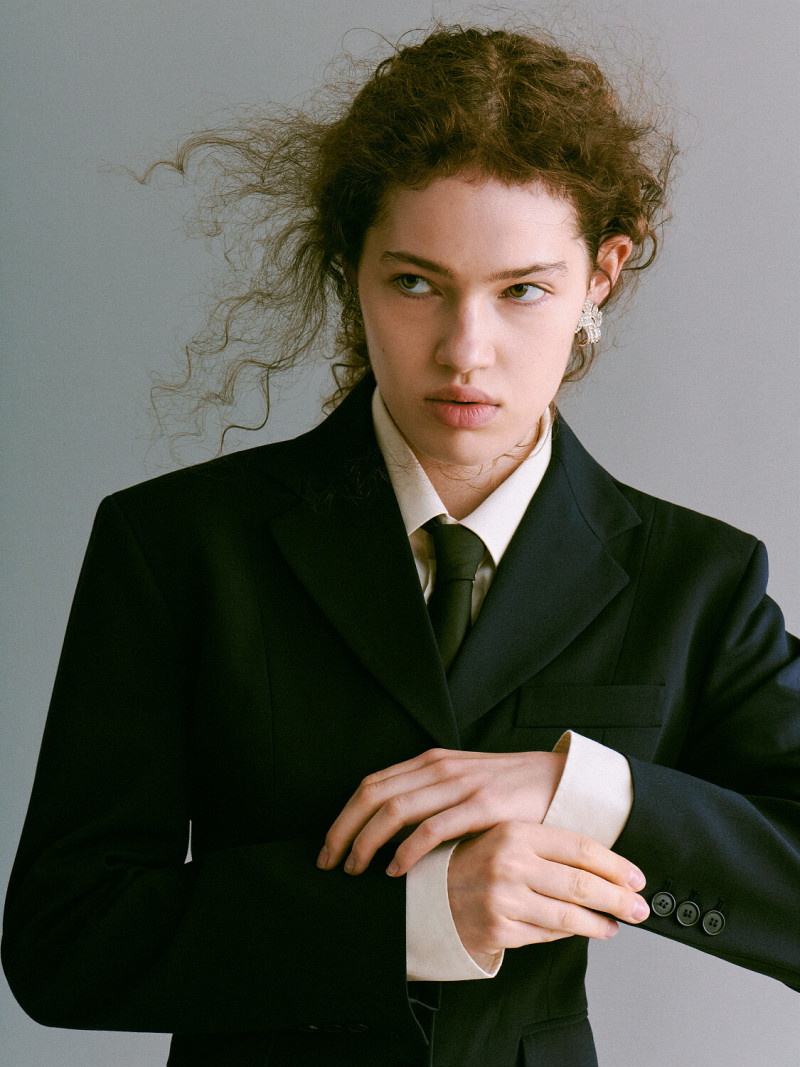 Photo of model Nora van der Tuin - ID 730264