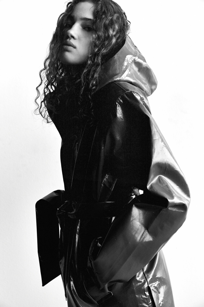 Photo of model Nora van der Tuin - ID 730268
