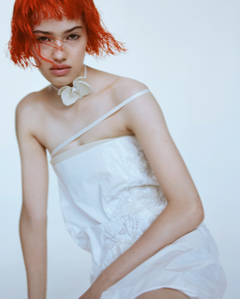 Photo of model Nora van der Tuin - ID 730276