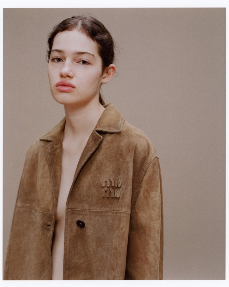 Photo of model Nora van der Tuin - ID 730278
