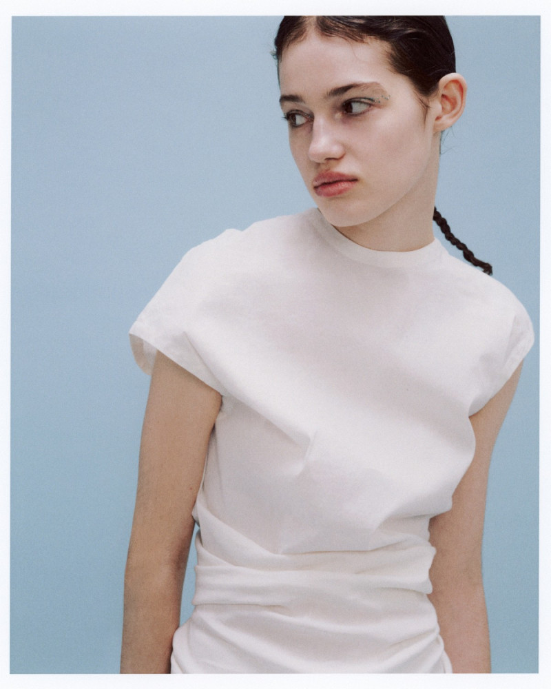 Photo of model Nora van der Tuin - ID 730279
