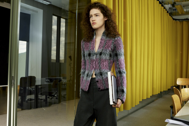 Photo of model Nora van der Tuin - ID 730281