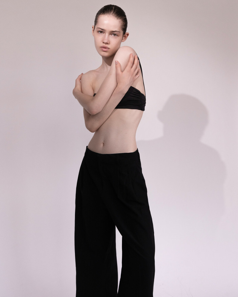 Photo of model Nora van der Tuin - ID 730288