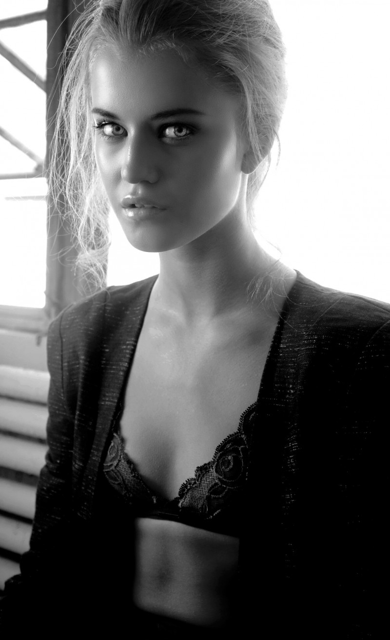 Photo of model Nicole Abt - ID 508366