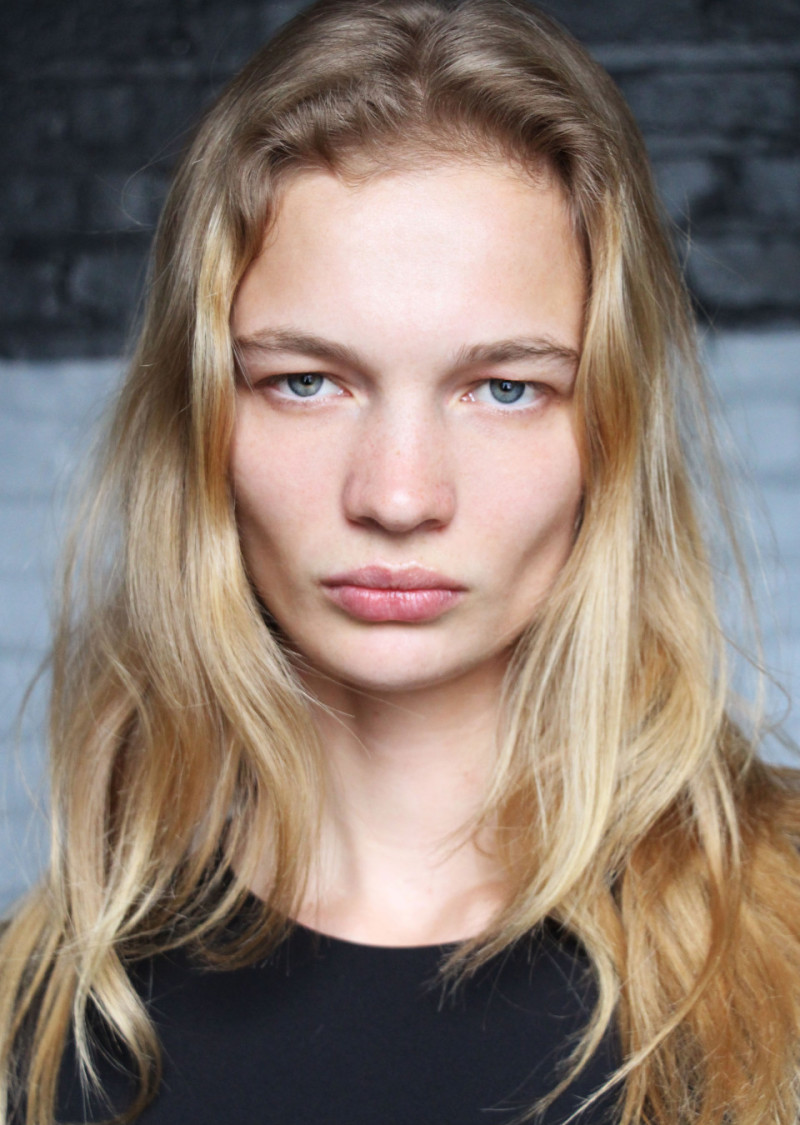 Photo of model Caitlin Soetendal - ID 730626