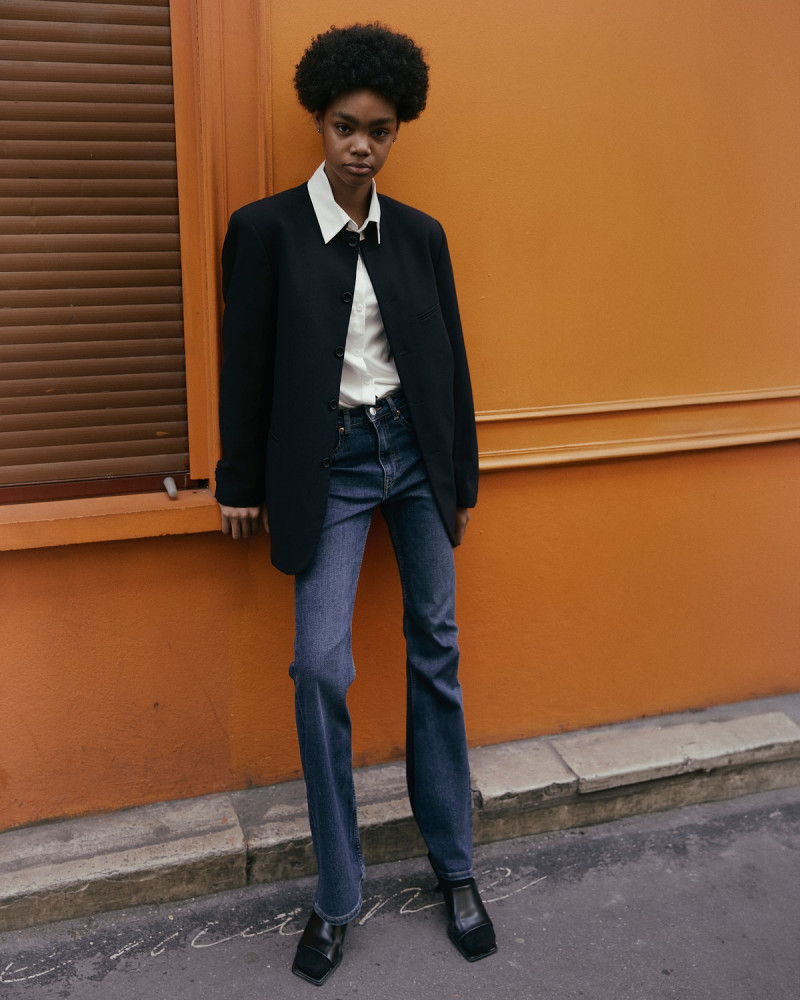 Photo of model Alexa Carmona - ID 732090
