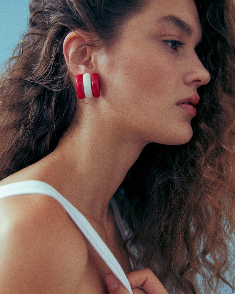 Photo of model Amelie Auger - ID 732316