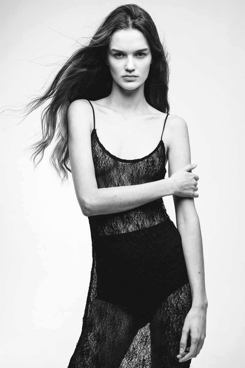 Photo of model Amelie Auger - ID 732323