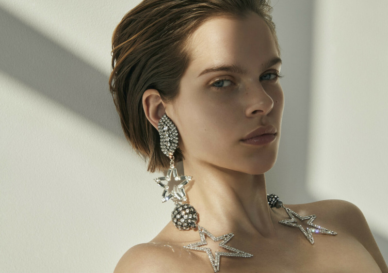 Photo of model Emma Auger - ID 732341