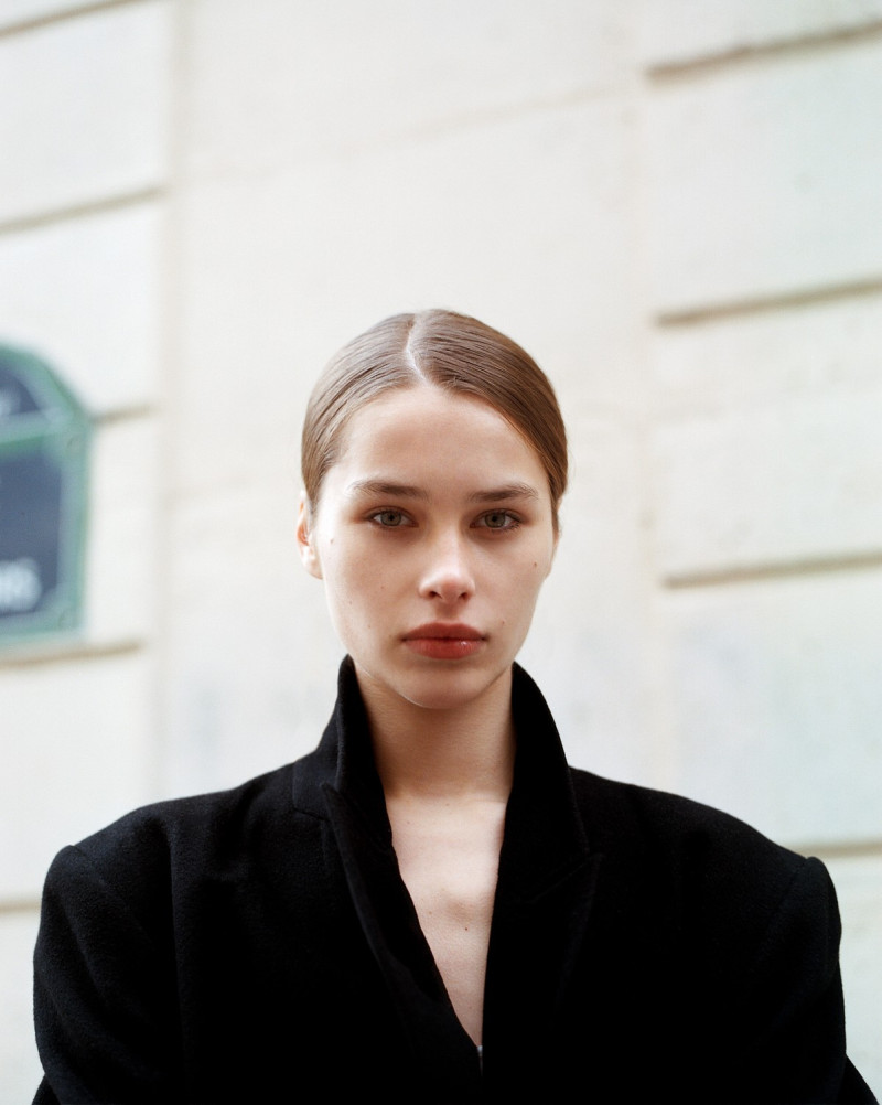 Photo of model Nessie Gromova - ID 732387