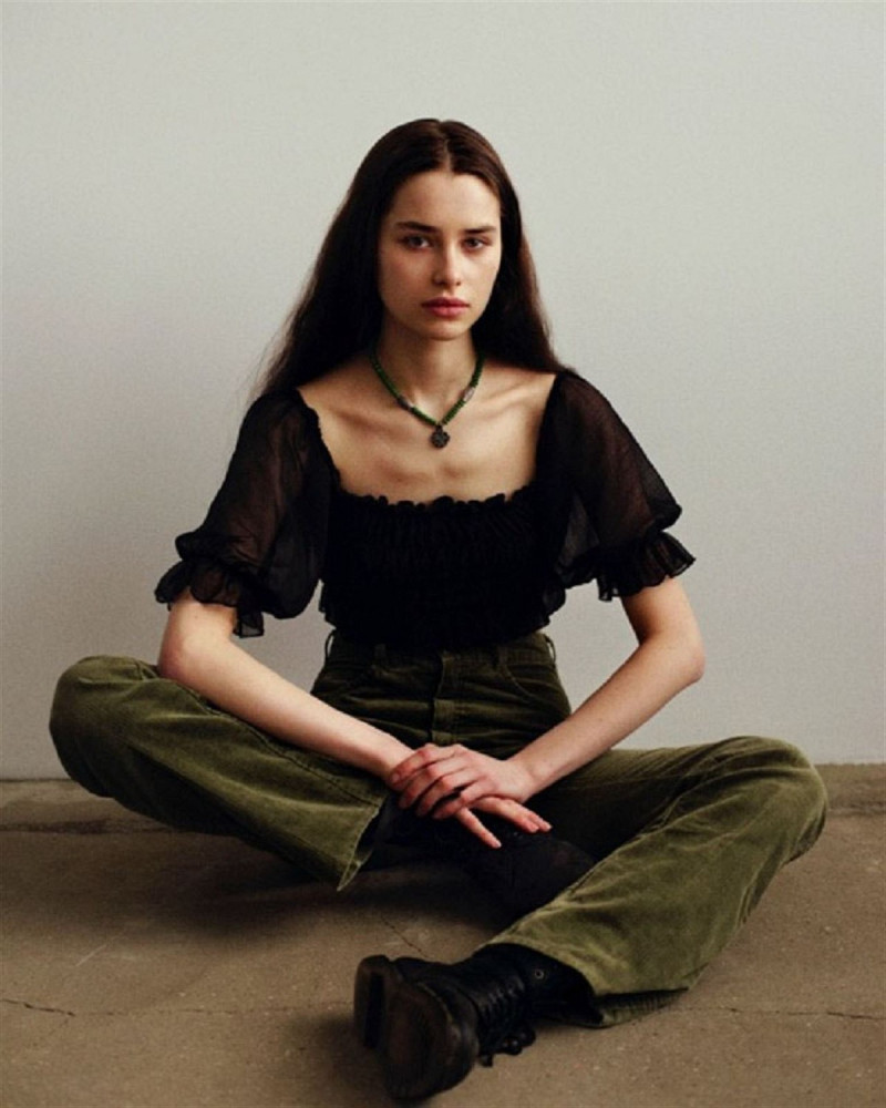 Photo of model Nessie Gromova - ID 732395