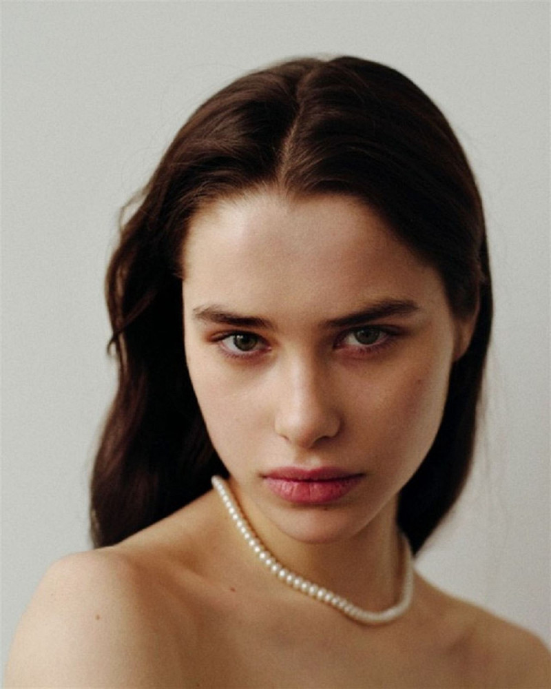Photo of model Nessie Gromova - ID 732398