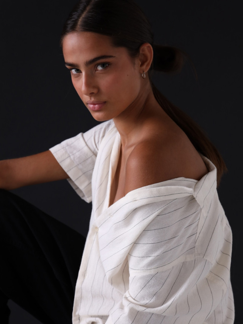 Photo of model Noemi Hewaliyanage - ID 732512