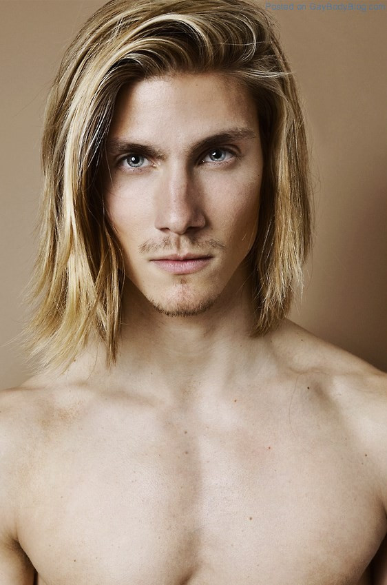 Photo of model Dorian Reeves - ID 734061