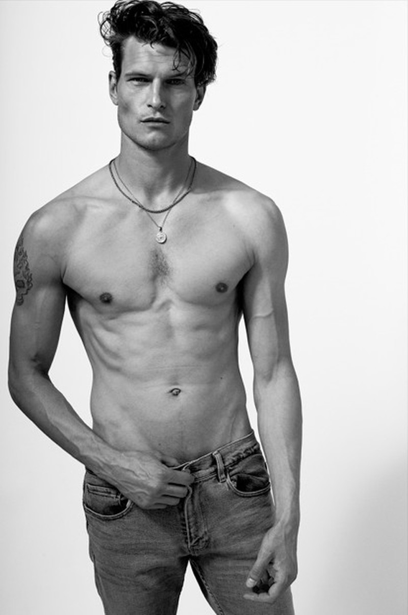 Photo of model John Todd - ID 734281