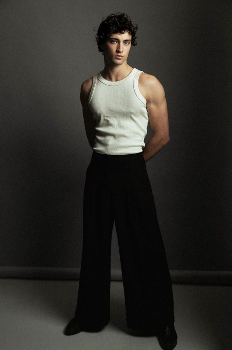 Photo of model Joe Barnes - ID 734362