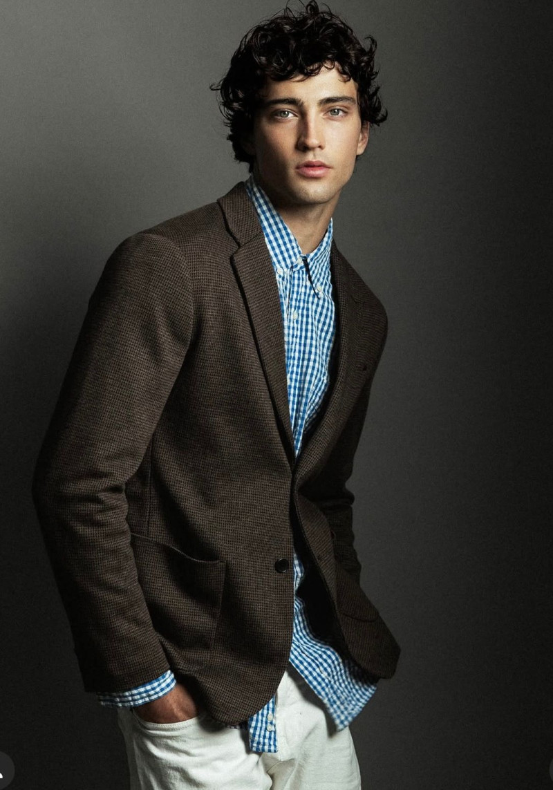 Photo of model Joe Barnes - ID 734363