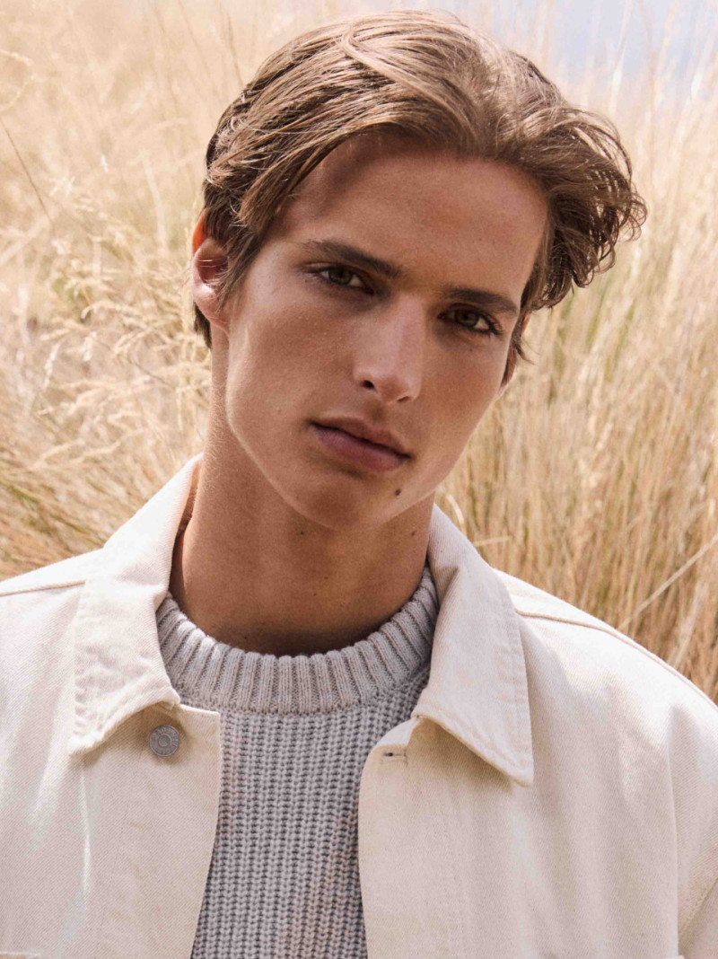 Photo of model Noah Dore - ID 734373