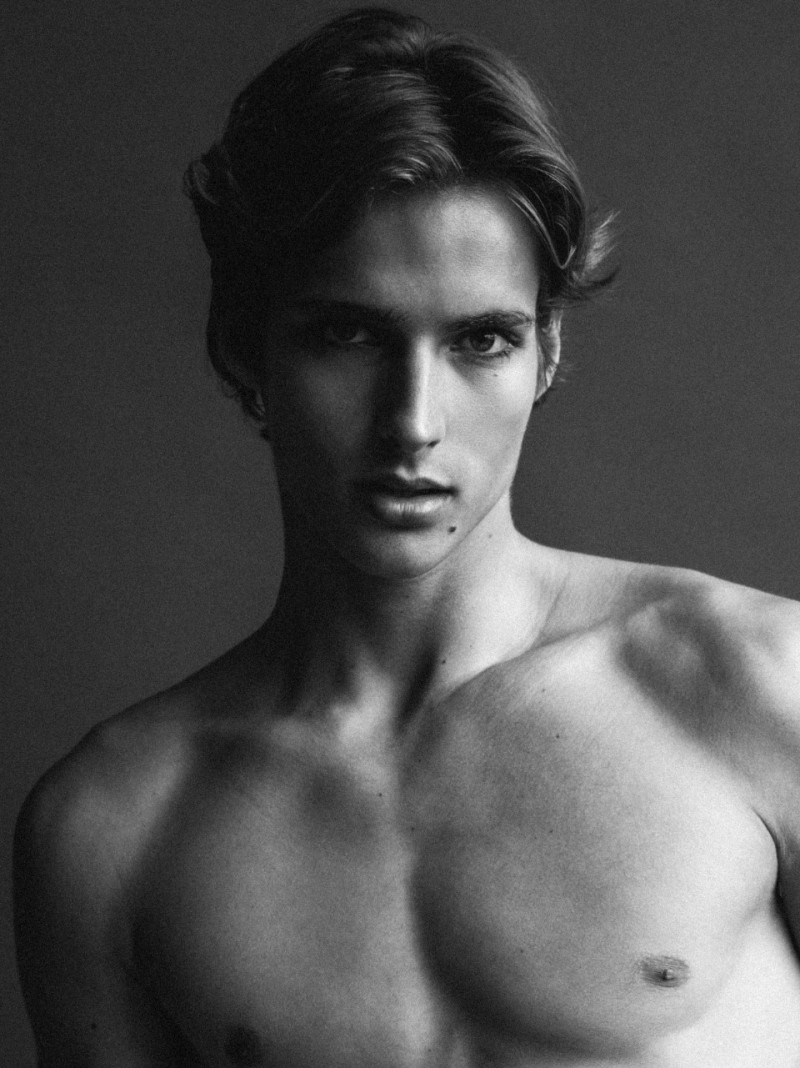 Photo of model Noah Dore - ID 734375