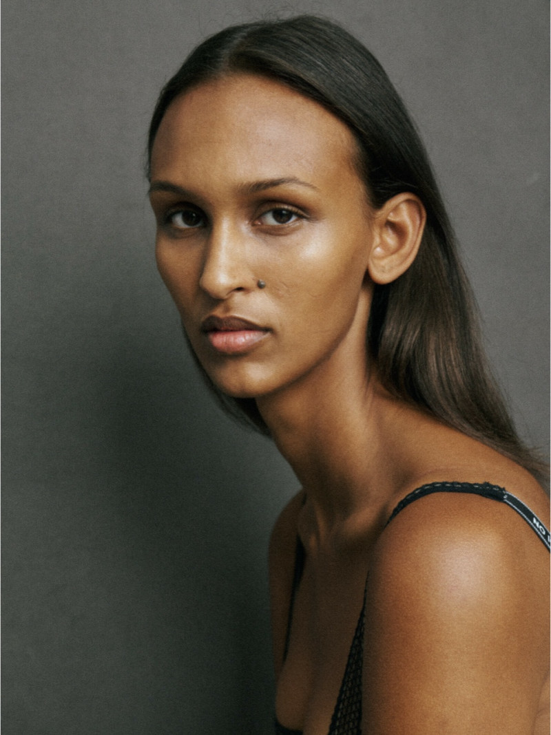 Photo of model Ilays Raghe - ID 734459