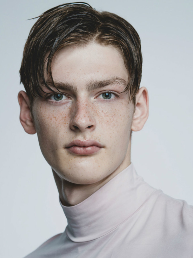 Photo of model Anton Dzenisiuk - ID 734526