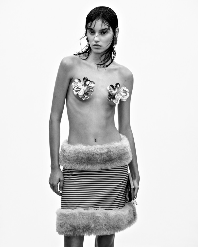 Photo of model Nikki Vrekic - ID 734535