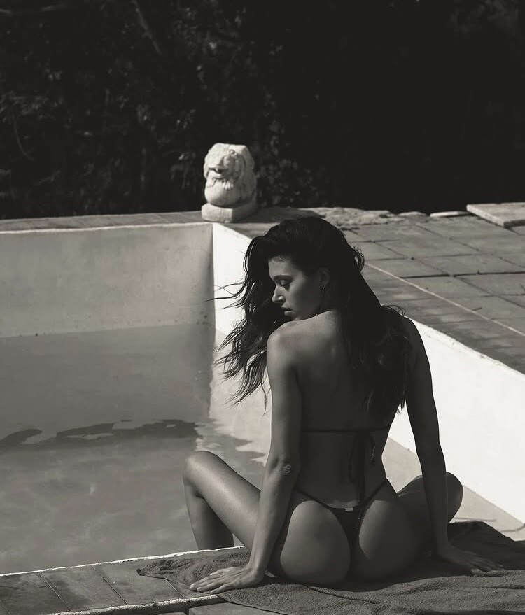 Photo of model Nuria Oliu Sanchez - ID 735210