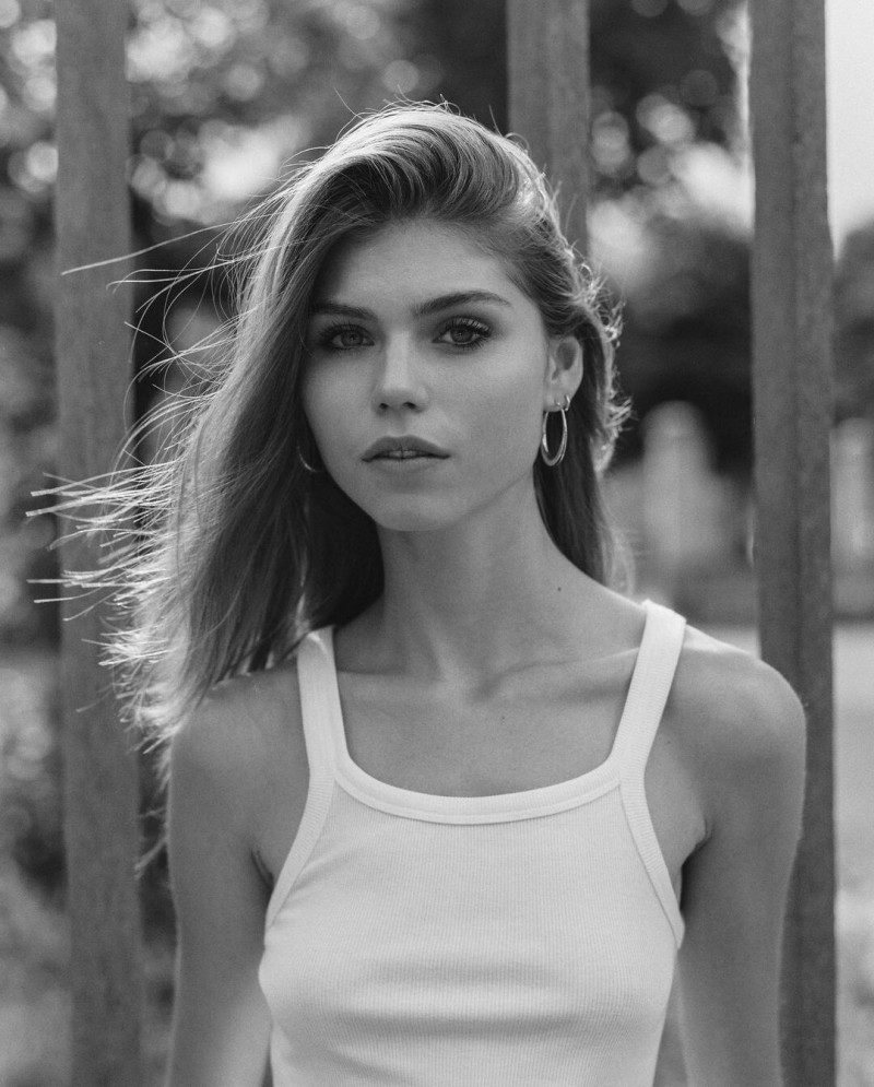 Photo of model Sam De Laat - ID 735410