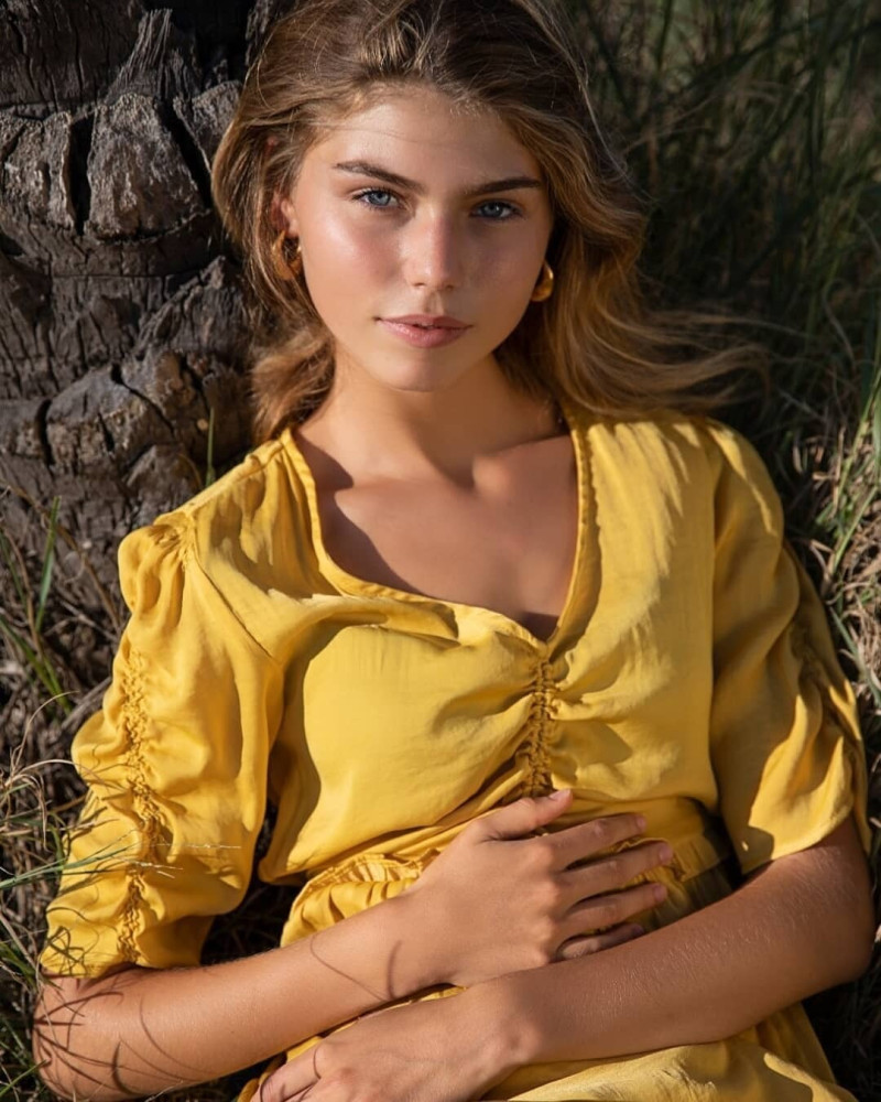 Photo of model Sam De Laat - ID 735493