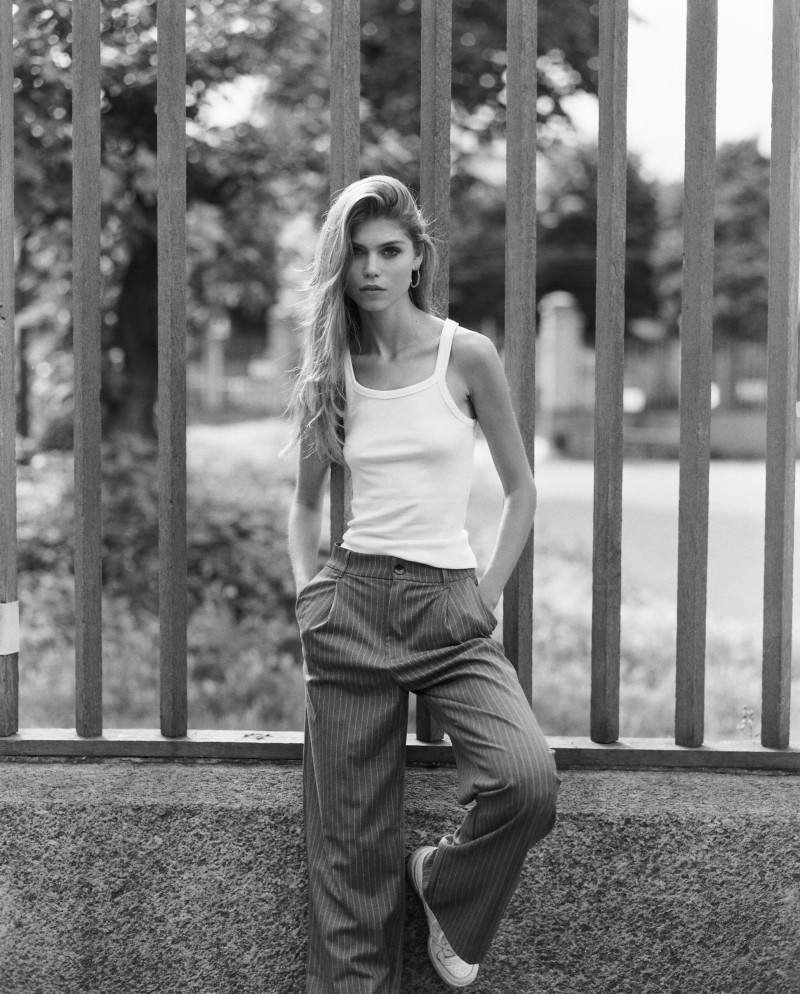 Photo of model Sam De Laat - ID 735509