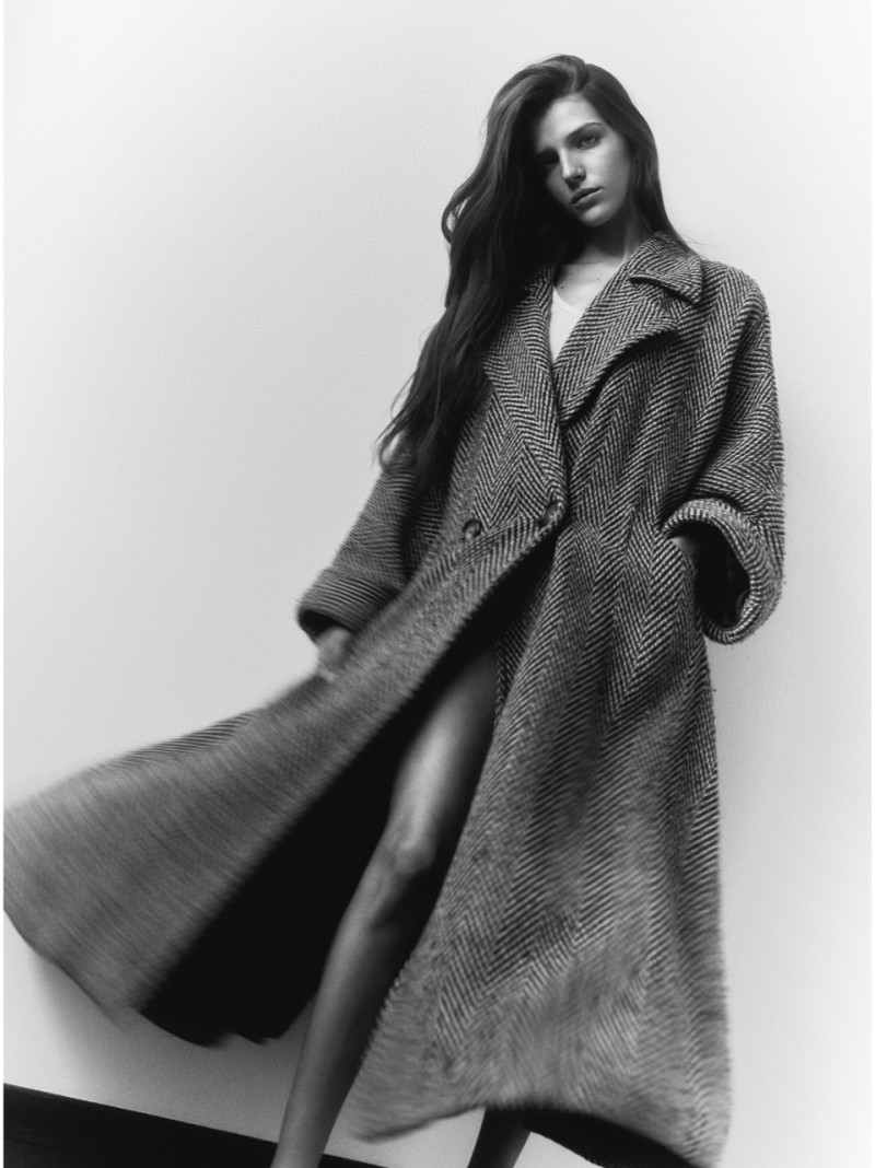Photo of model Eva Pujatti - ID 736434