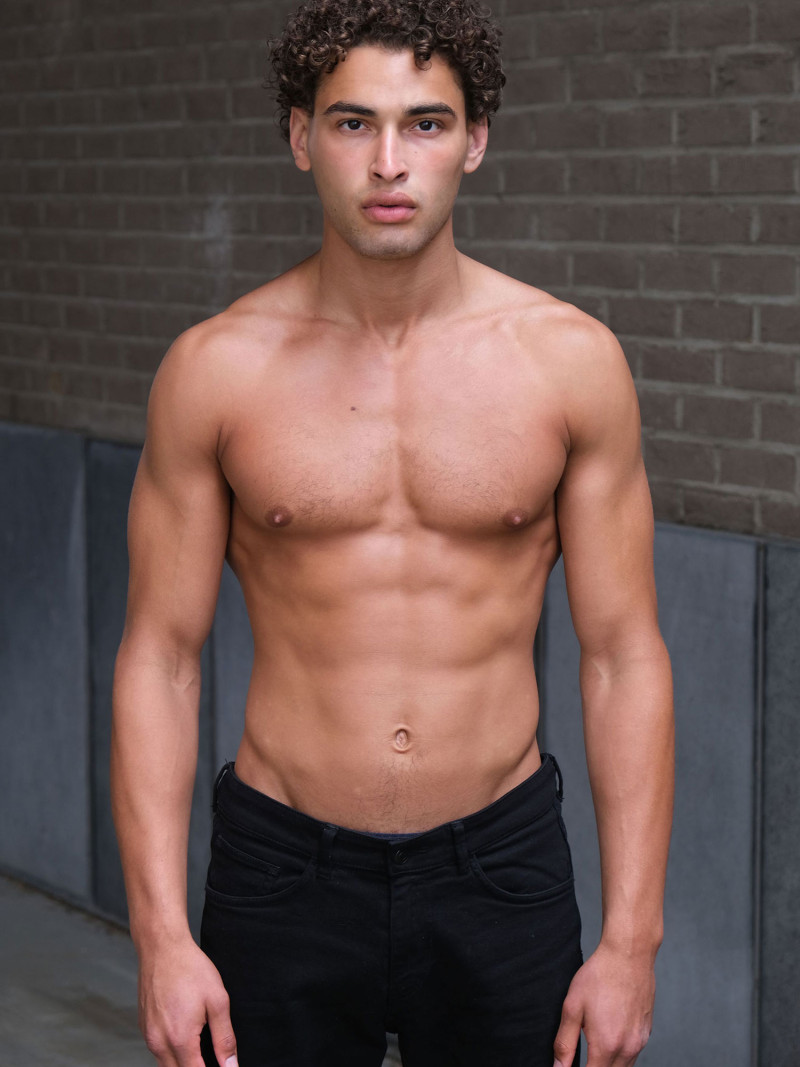 Photo of model Eitan Marchand - ID 736769