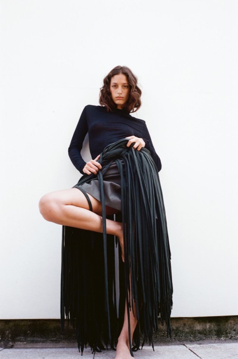 Photo of model Serena Sefyan - ID 737844