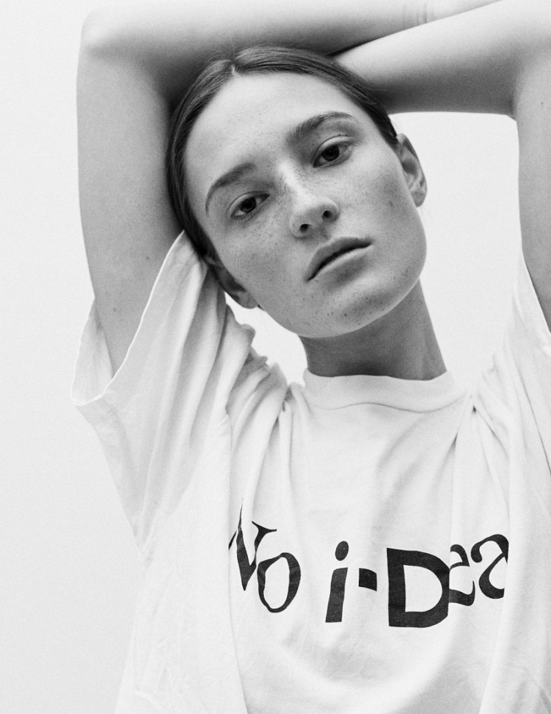 Photo of model Isa Brands - ID 738413