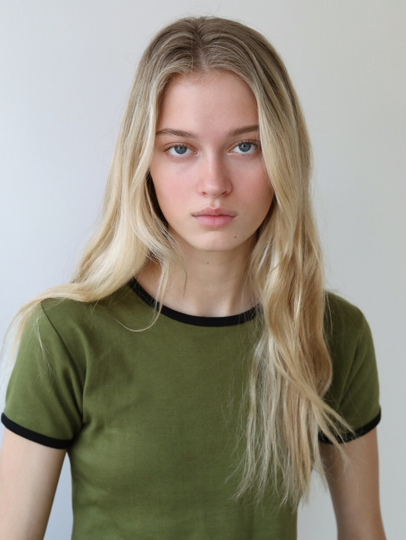 Photo of model Ciara Hammett - ID 738866