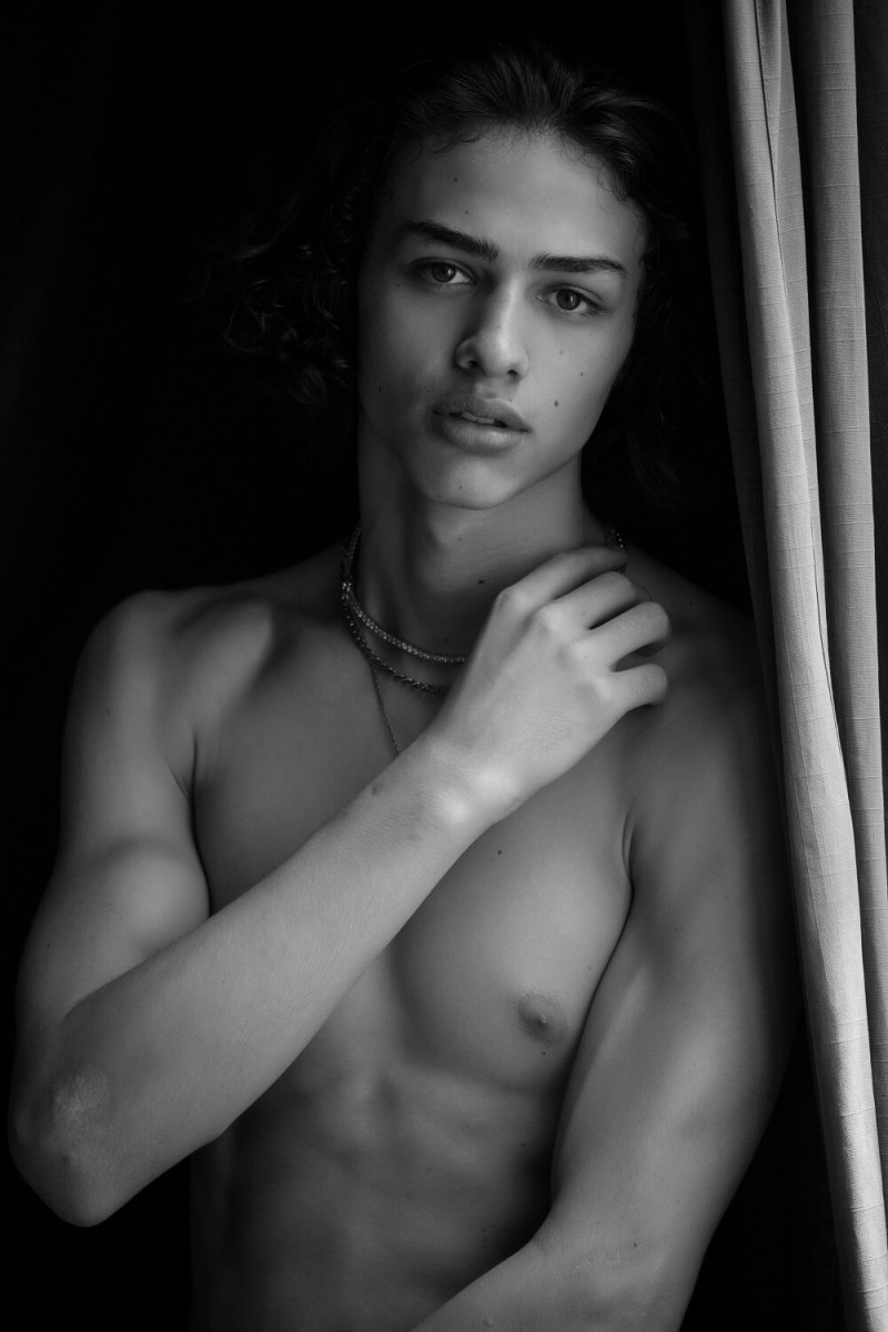 Photo of model Donovan Garcia - ID 740122