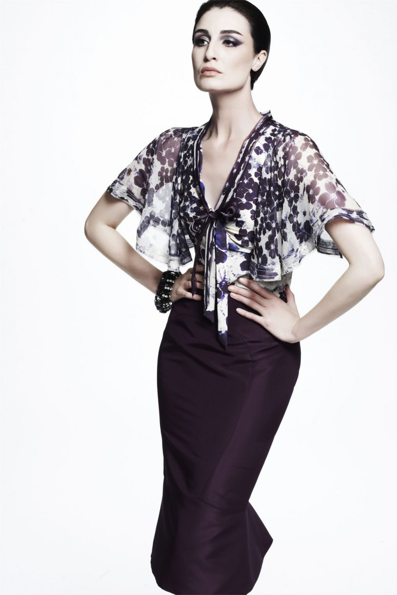 Photo of model Erin O%Connor - ID 393912