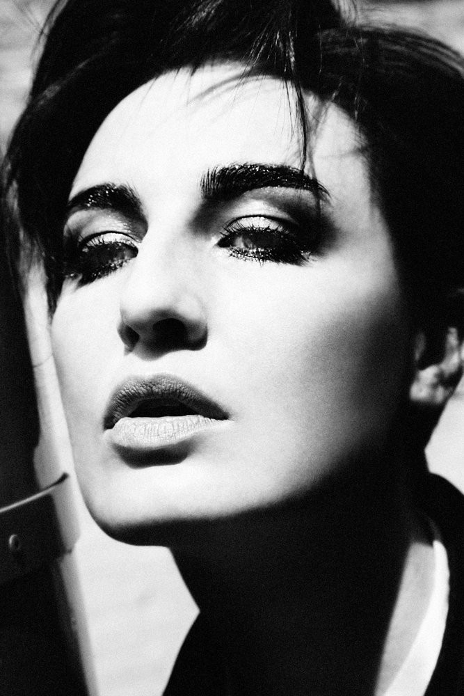 Photo of model Erin O%Connor - ID 393943