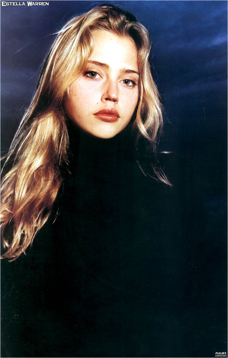 Photo of model Estella Warren - ID 20567