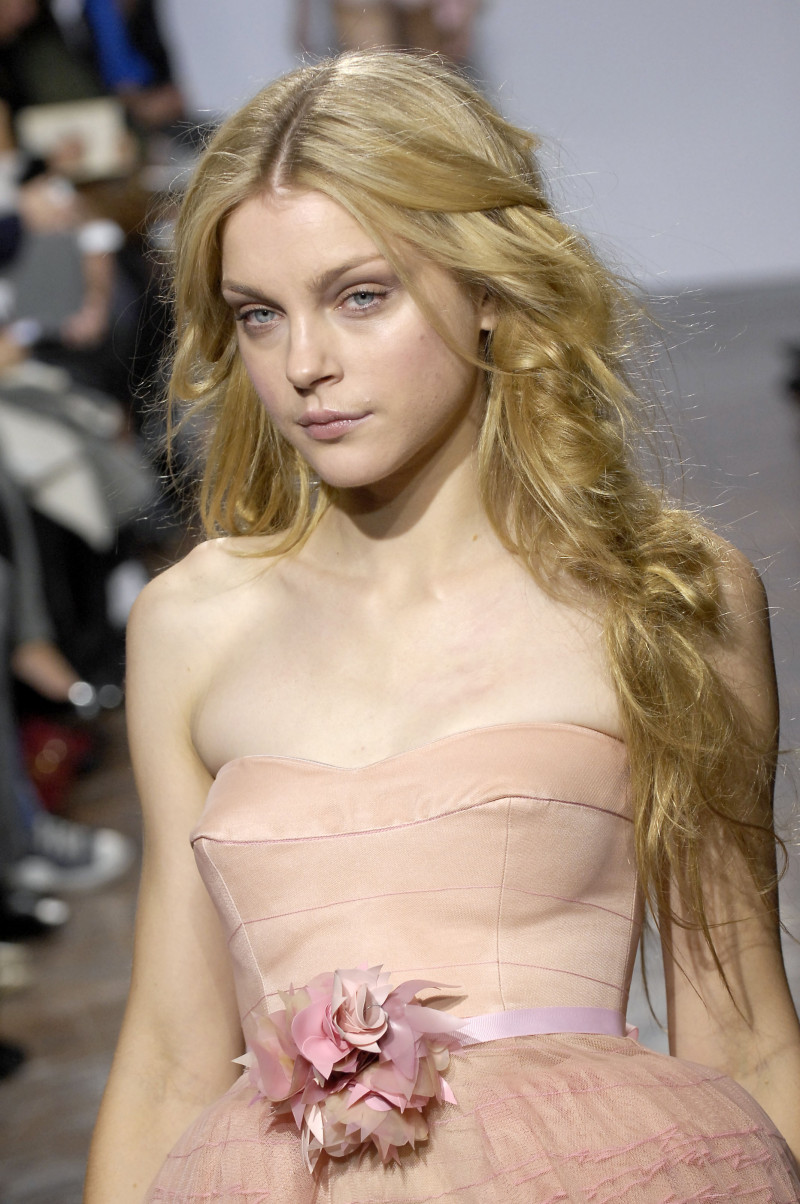 Photo of model Jessica Stam - ID 114393