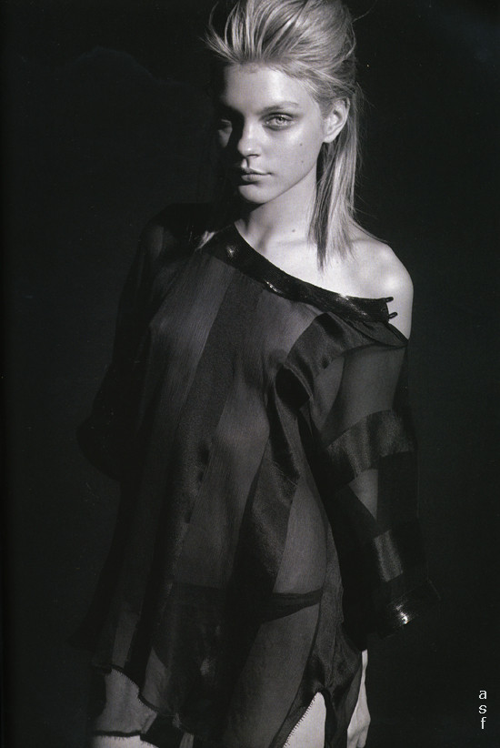 Photo of model Jessica Stam - ID 200876